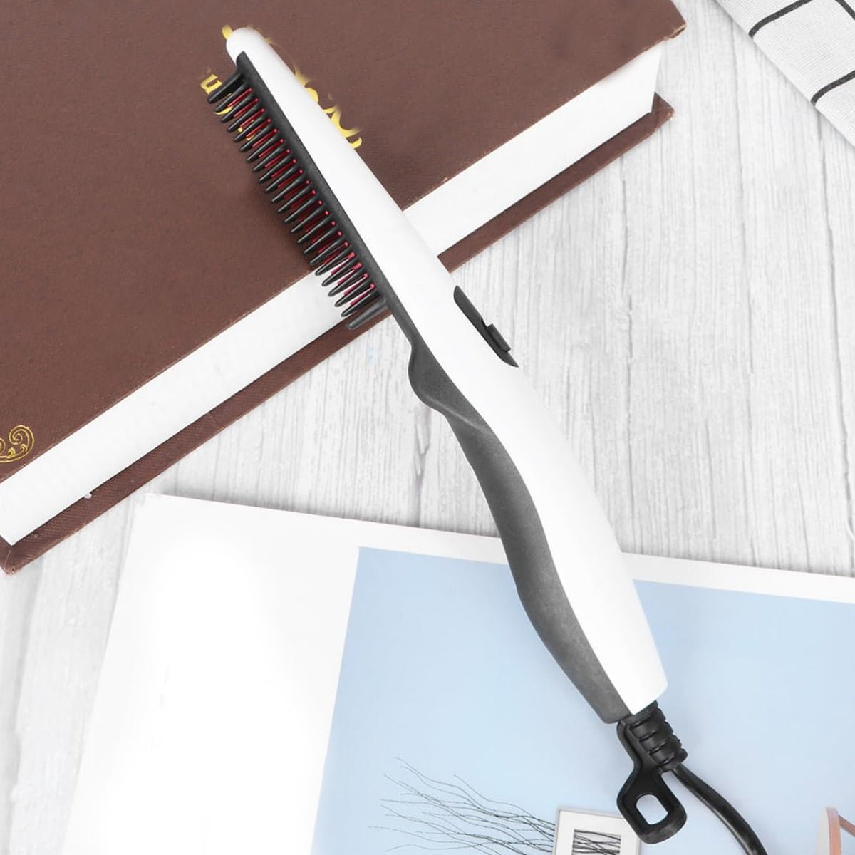 Electric Hair Straightening Comb Portable Straight Beard Comb (1 Pc)