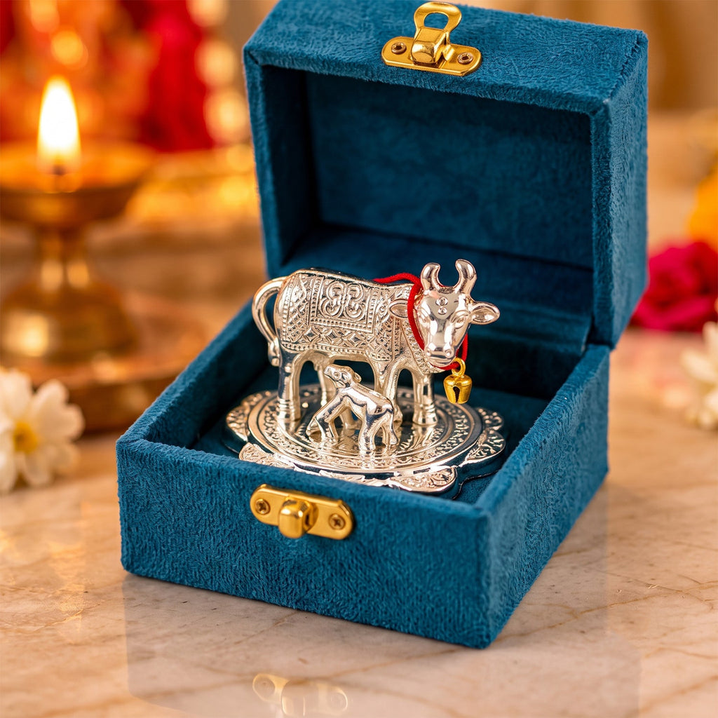 Silver Finish Kamdhenu Cow And Calf Pooja Idol With Velvet Gift Box (1 Pc)